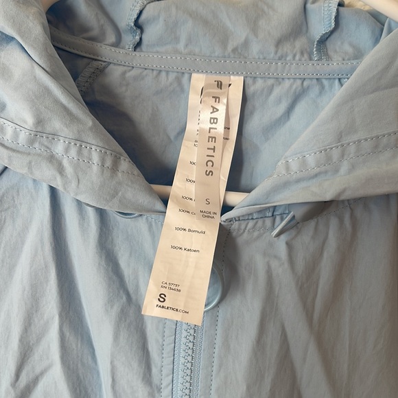 FABLETICS TRACK JACKET - Picture 2 of 6